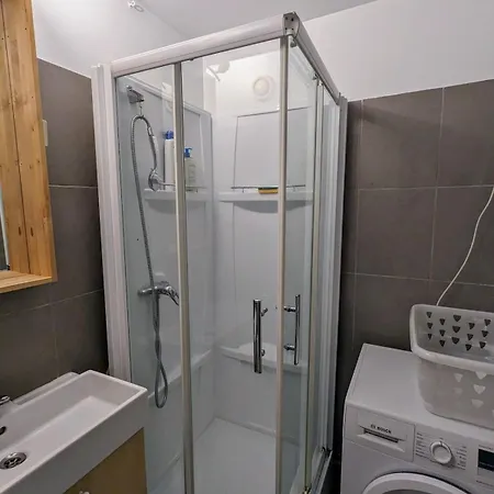 Cosy, Refait A Neuf Apartment